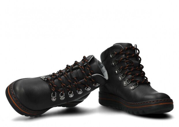 Trekové topánky NAGABA 281 čierna rustic koža