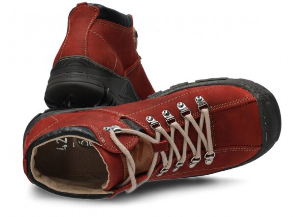 Pánske trekové topánky NAGABA 456 červená crazy koža