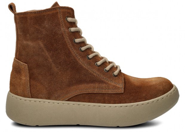 ČLENKOVÉ PRE MLÁDEŽ MODEL 087 VÝRAZNE ČERVENÁ VELÚROVÉ WAX - ROZMER 38